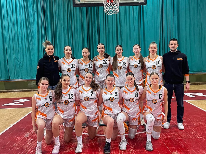 Alig várták a pécsi lányok meccseit Szlovákiában - pozitívan zártuk a BasketGirls fordulót